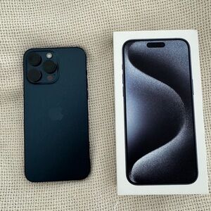 iPhone 15 pro max 256gb